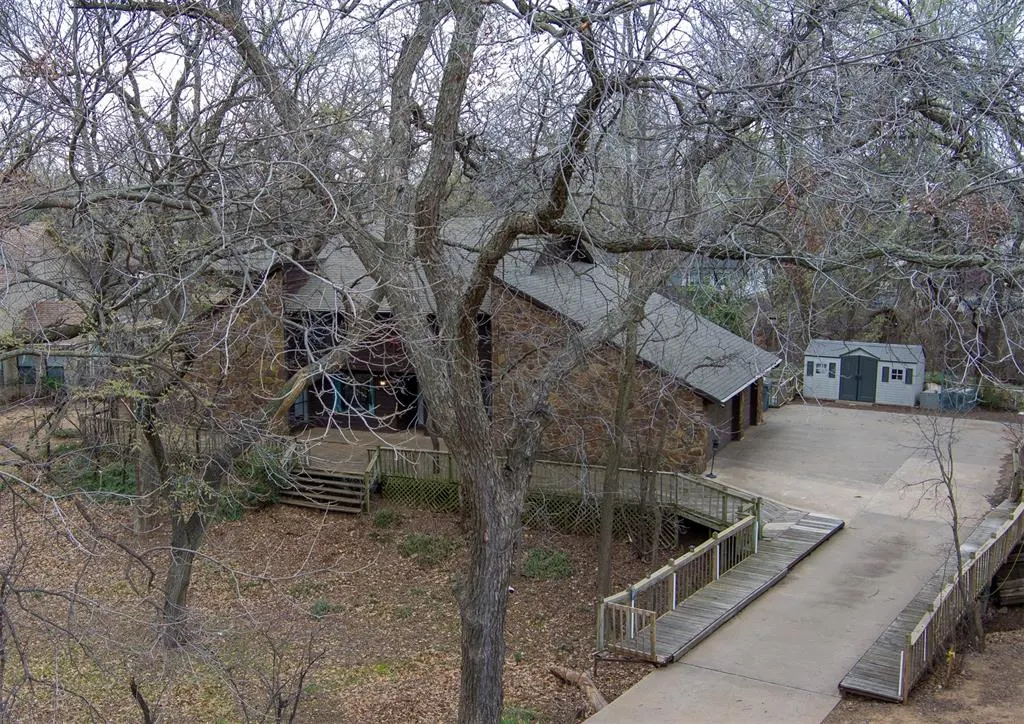 Photo 4 — 3213 NE Shelter Creek Drive, Lawton, OK 73507