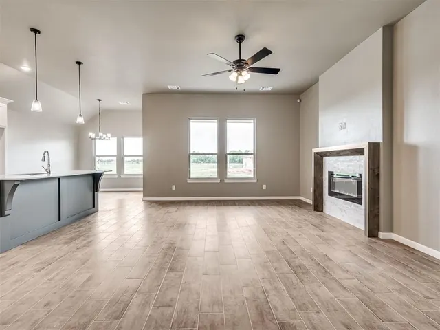 Photo 6 — 5016 Misty Wood Lane, Mustang, OK 73064