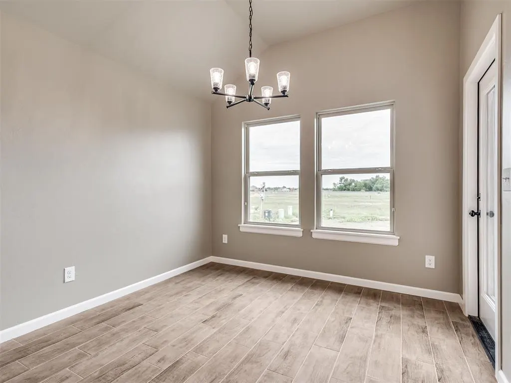 Photo 16 — 5016 Misty Wood Lane, Mustang, OK 73064