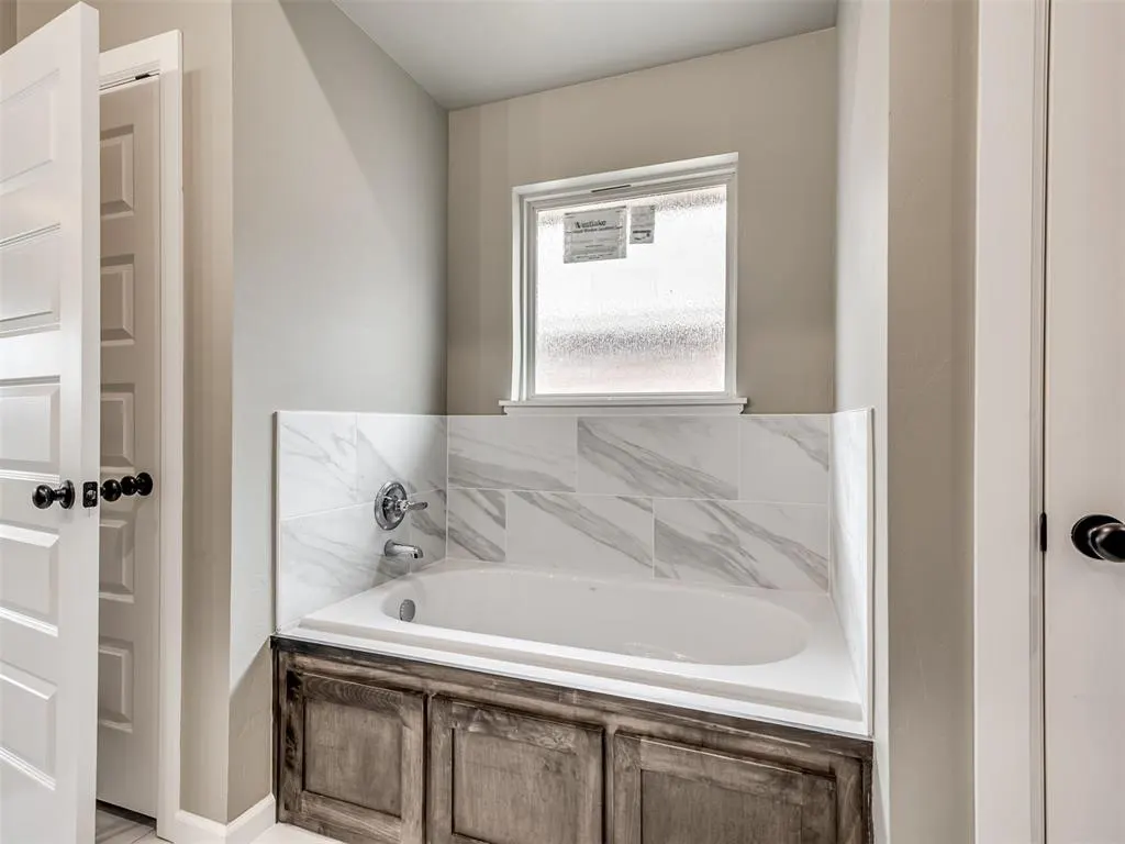 Photo 22 — 5016 Misty Wood Lane, Mustang, OK 73064
