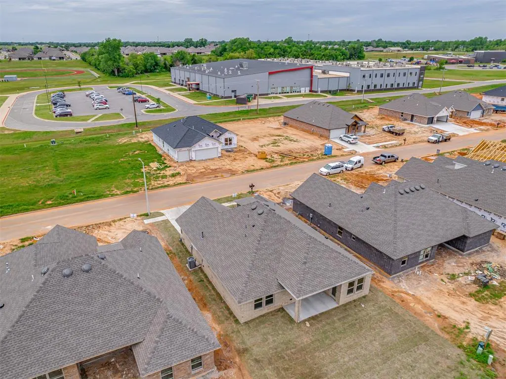 Photo 39 — 5016 Misty Wood Lane, Mustang, OK 73064