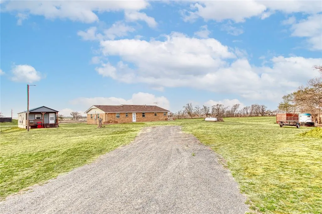 Front exterior — 19366 E 1130 Road, Elk City, OK 73644
