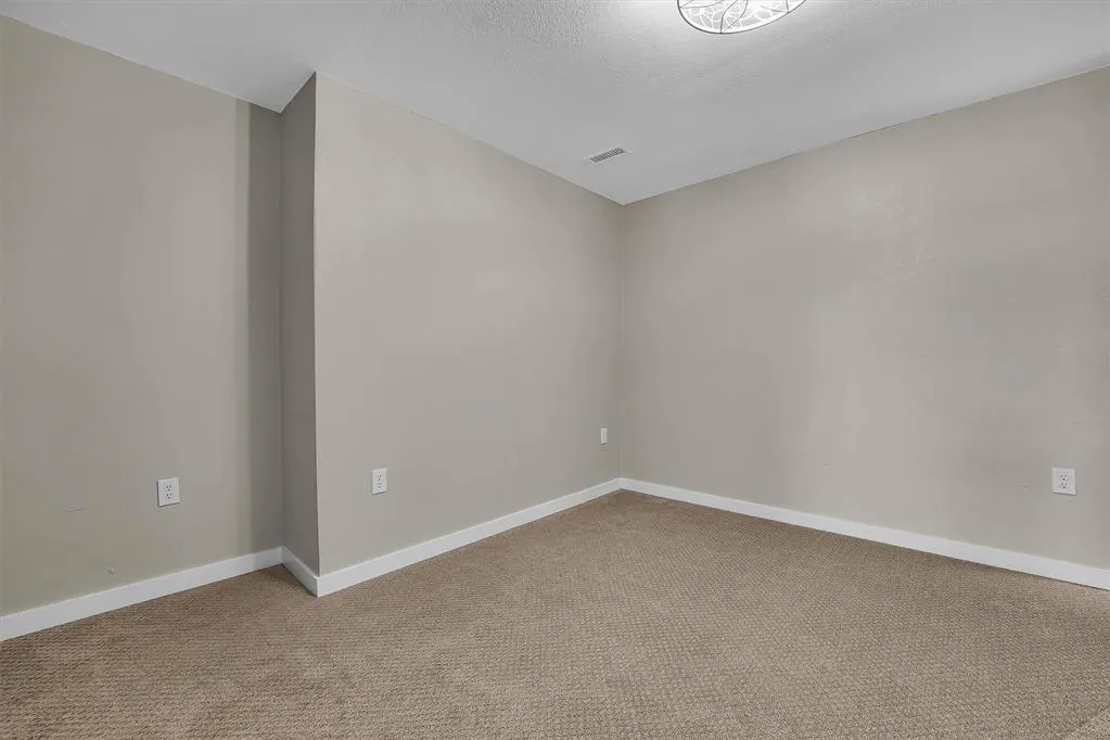 Photo 14 — 311 N 7th Street, Sayre, OK 73662