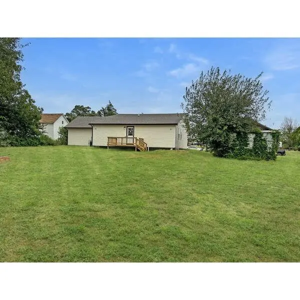 Photo 39 — 311 N 7th Street, Sayre, OK 73662