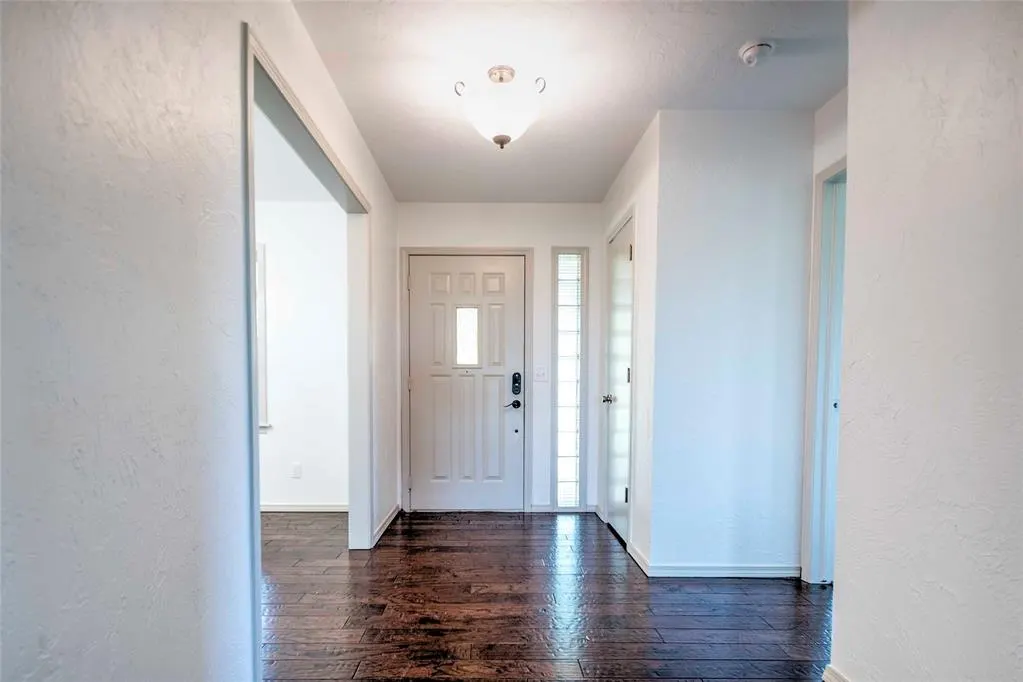Photo 7 — 524 N 9th Avenue, Stroud, OK 74079