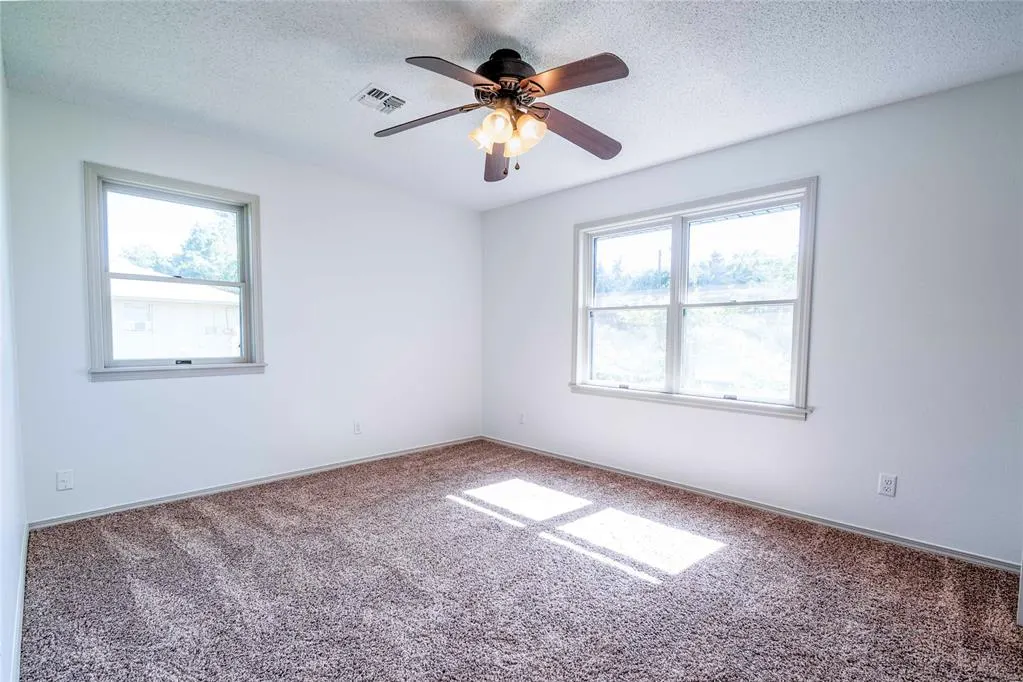 Photo 18 — 524 N 9th Avenue, Stroud, OK 74079