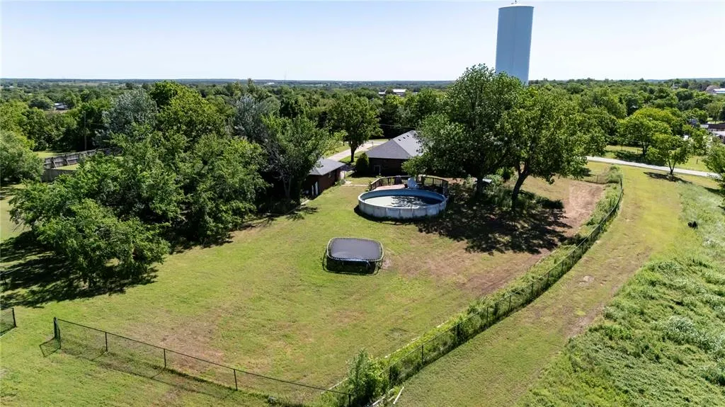 Photo 39 — 524 N 9th Avenue, Stroud, OK 74079