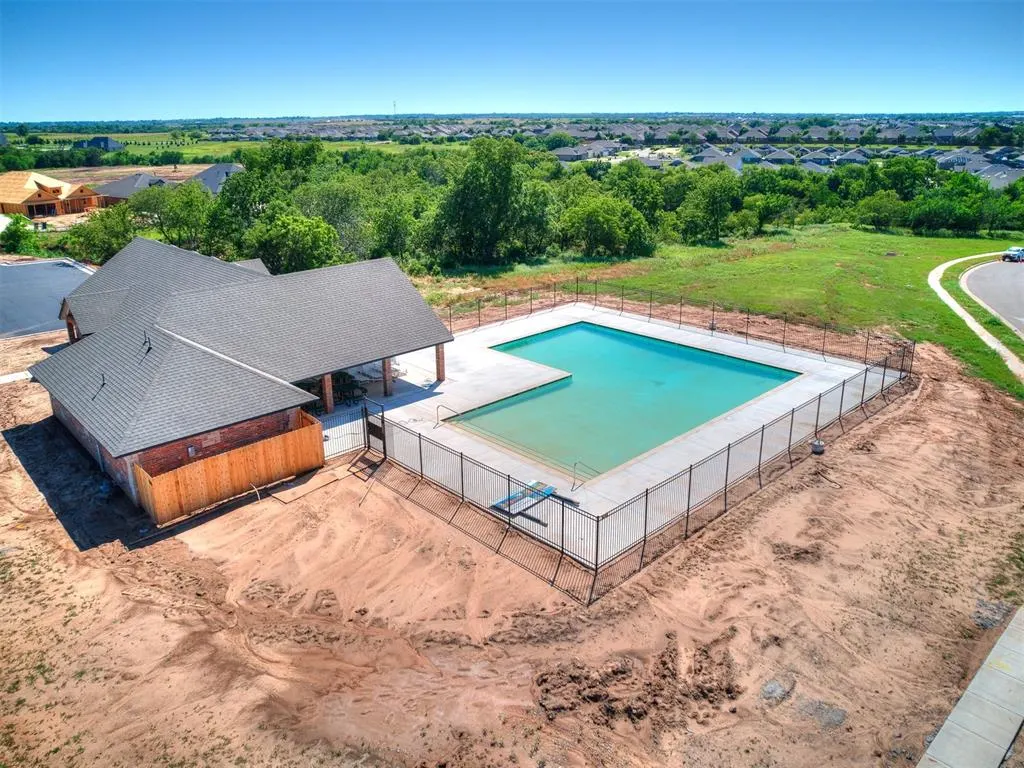 Photo 36 — 11208 NW 136th Terrace, Yukon, OK 73099