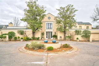 Sold home at 6805 Avondale Drive
