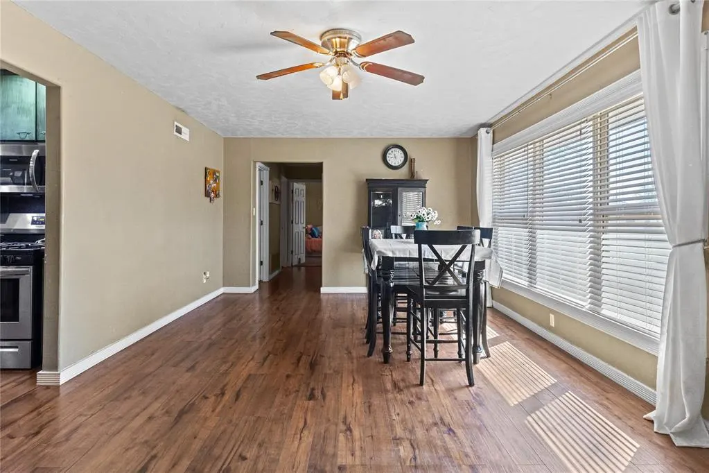 Photo 4 — 613 N Main Street, Thomas, OK 73669