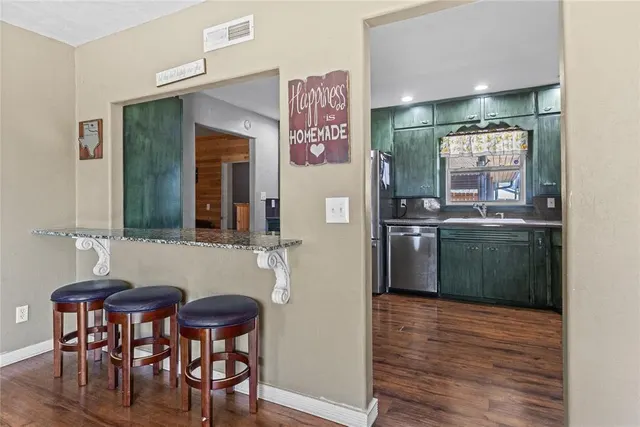 Photo 7 — 613 N Main Street, Thomas, OK 73669