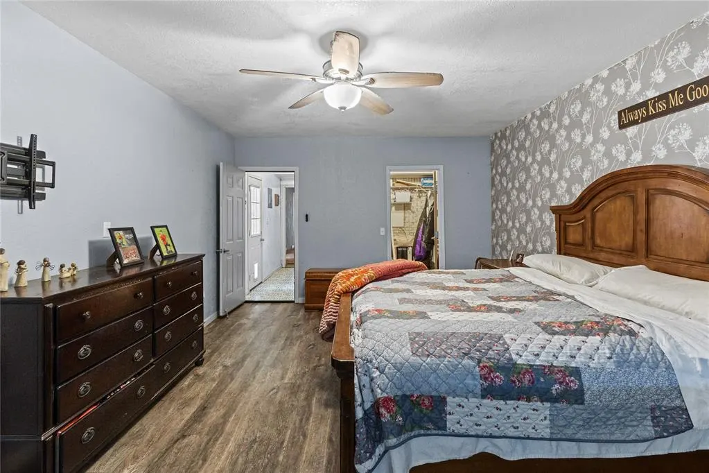 Photo 19 — 613 N Main Street, Thomas, OK 73669