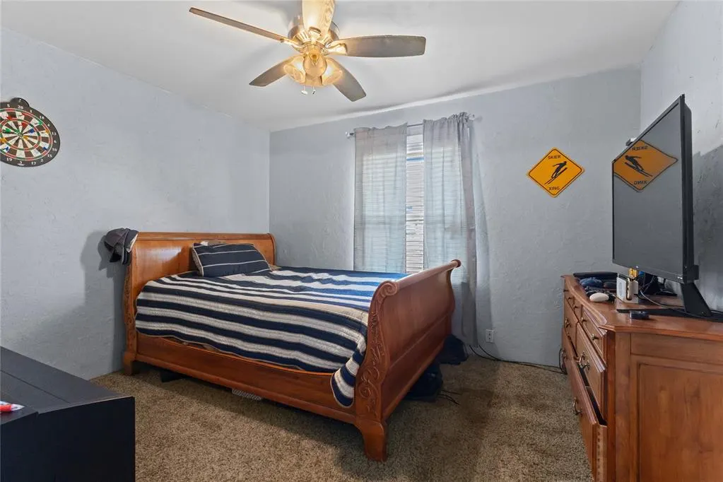 Photo 22 — 613 N Main Street, Thomas, OK 73669