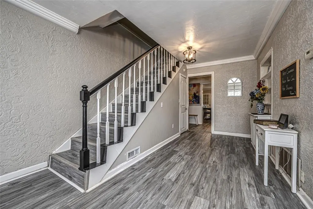 Photo 12 — 7609 NW 38th Street, Bethany, OK 73008