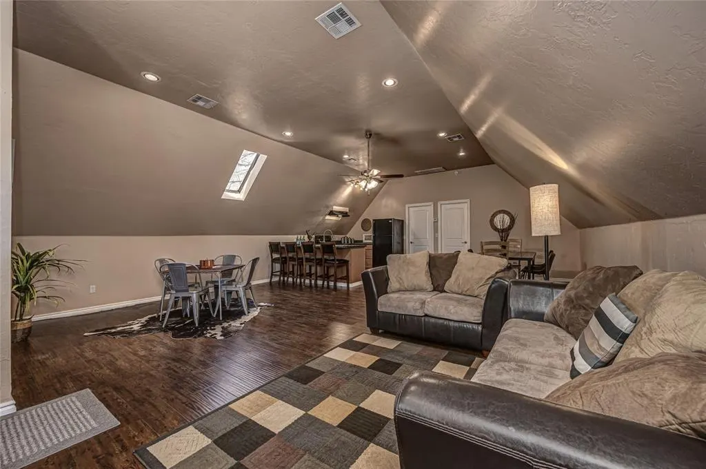 Photo 42 — 7609 NW 38th Street, Bethany, OK 73008