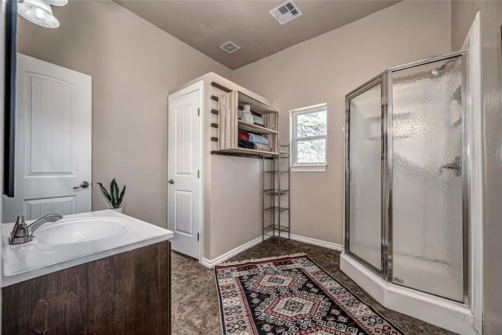Photo 48 — 7609 NW 38th Street, Bethany, OK 73008