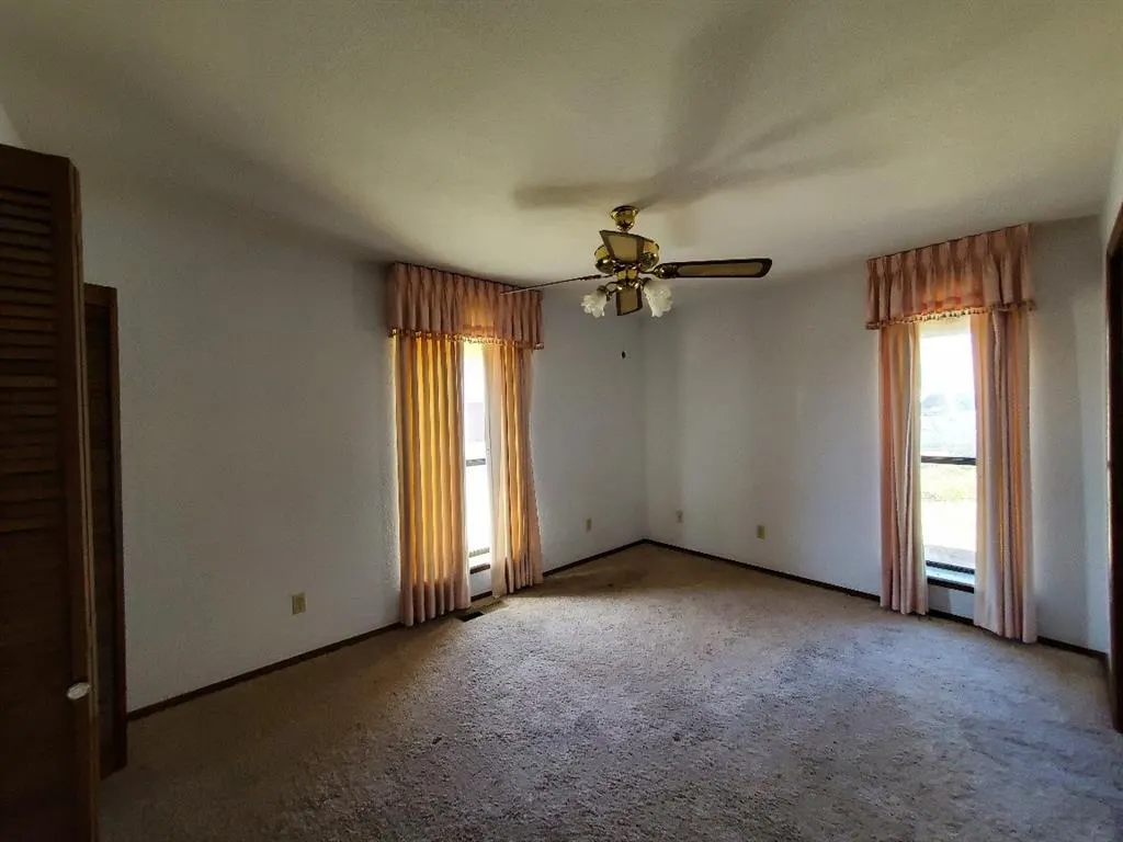 Photo 7 — 1101 W Washington Circle, Tecumseh, OK 74873