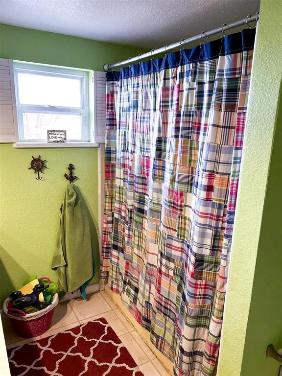 Photo 4 — 204 E Hillcrest Road, Hobart, OK 73651