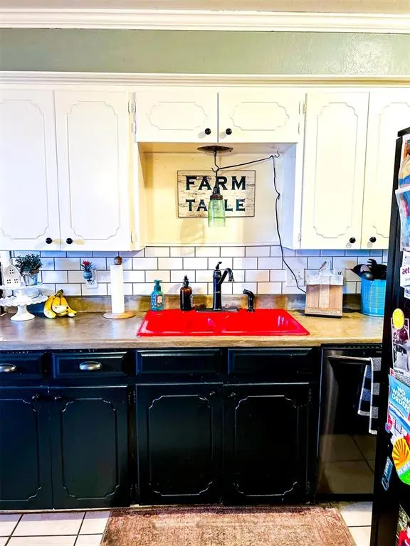 Photo 8 — 204 E Hillcrest Road, Hobart, OK 73651