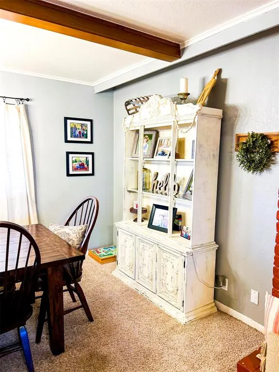 Photo 12 — 204 E Hillcrest Road, Hobart, OK 73651