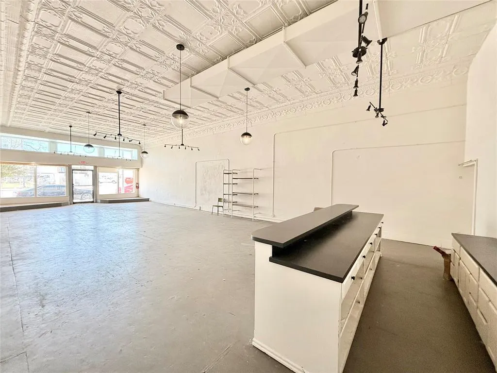 Photo 7 — 114 N Main Street, Altus, OK 73521
