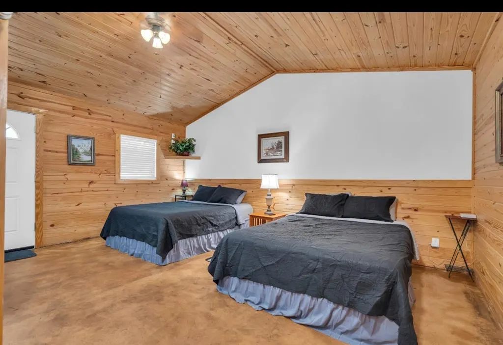 Photo 8 — 1518 Charles F Cooper Memorial Drive, Sulphur, OK 73086