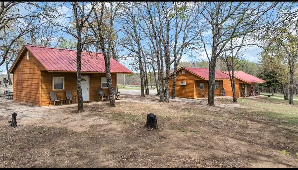Photo 4 — 1518 Charles F Cooper Memorial Drive, Sulphur, OK 73086