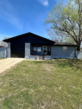 Sold home at 6003 NW Dearborn Avenue