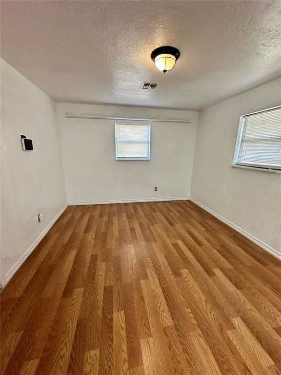Photo 11 — 6003 NW Dearborn Avenue, Lawton, OK 73505