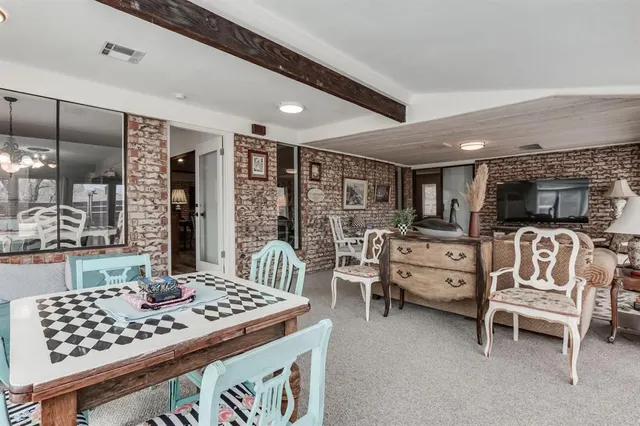 Photo 3 — 6620 Whitehall Drive, Oklahoma City, OK 73132