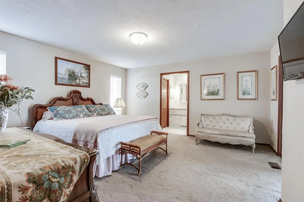 Photo 15 — 6620 Whitehall Drive, Oklahoma City, OK 73132