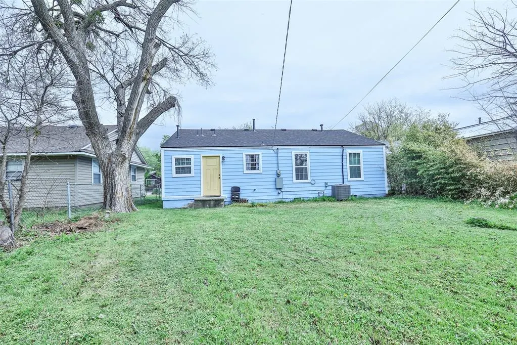 Photo 3 — 830 Nebraska Street, Norman, OK 73069