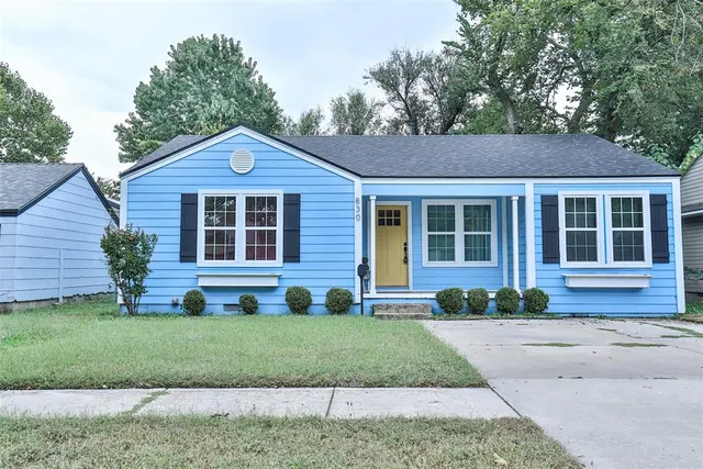 Front exterior — 830 Nebraska Street, Norman, OK 73069