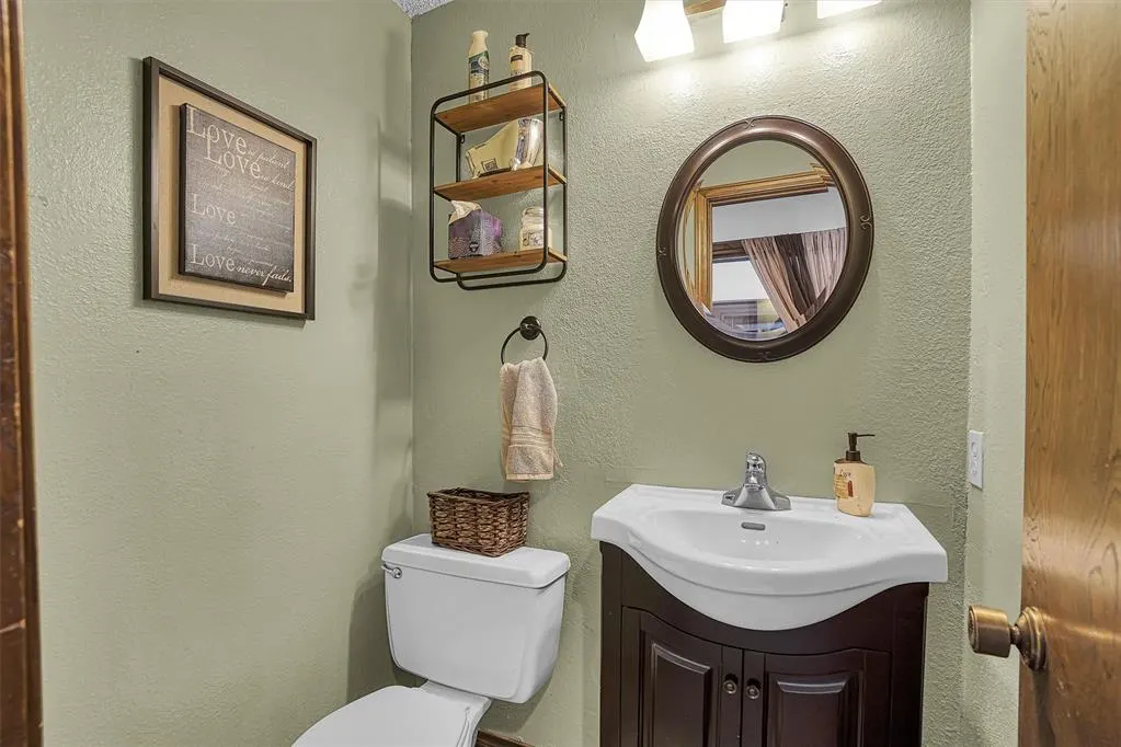 Photo 38 — 816 Rosehaven Drive, Altus, OK 73521
