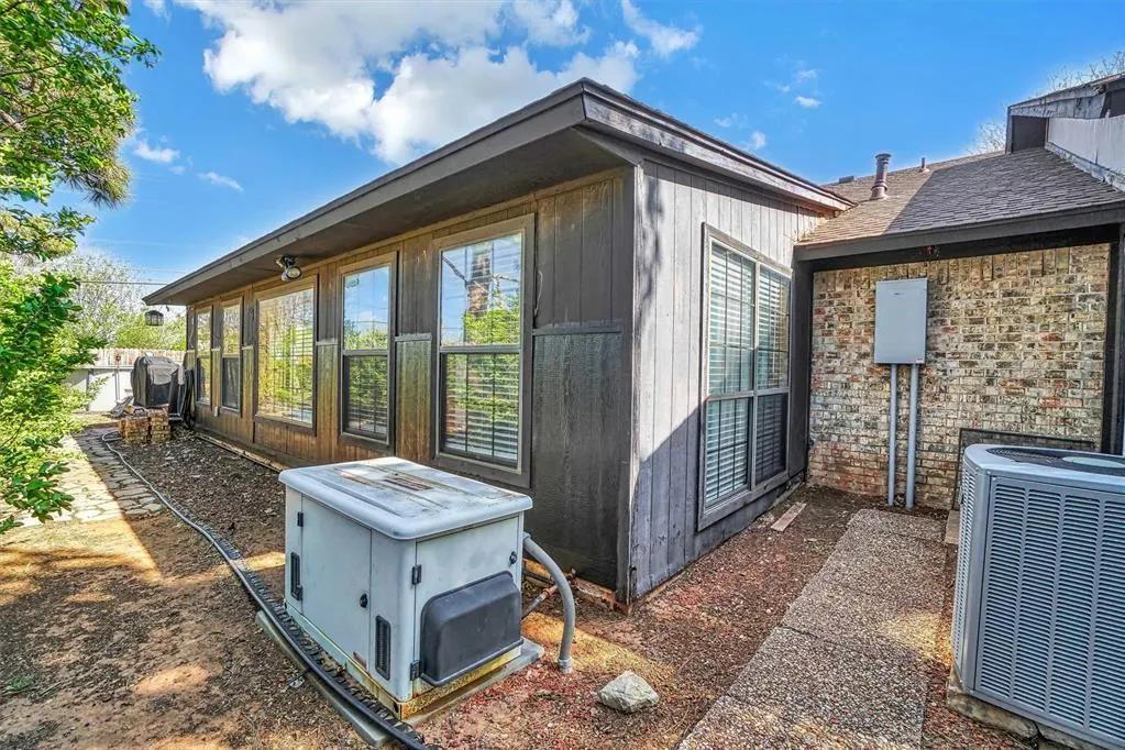 Photo 43 — 816 Rosehaven Drive, Altus, OK 73521