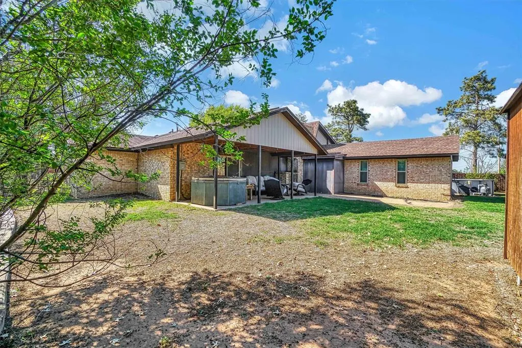 Photo 47 — 816 Rosehaven Drive, Altus, OK 73521