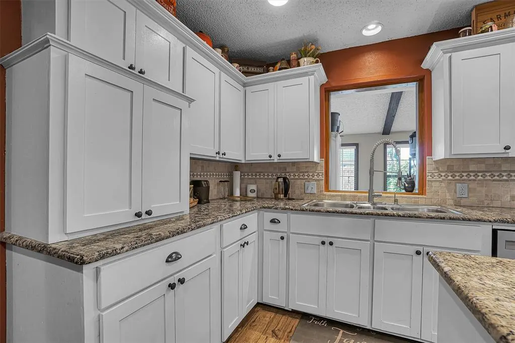 Photo 16 — 816 Rosehaven Drive, Altus, OK 73521