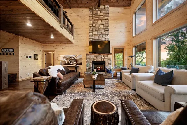 Photo 5 — 357 Little Creek Lane, Broken Bow, OK 74728