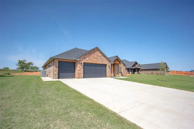 Photo 3 — 1430 County Street 2977, Blanchard, OK 73010