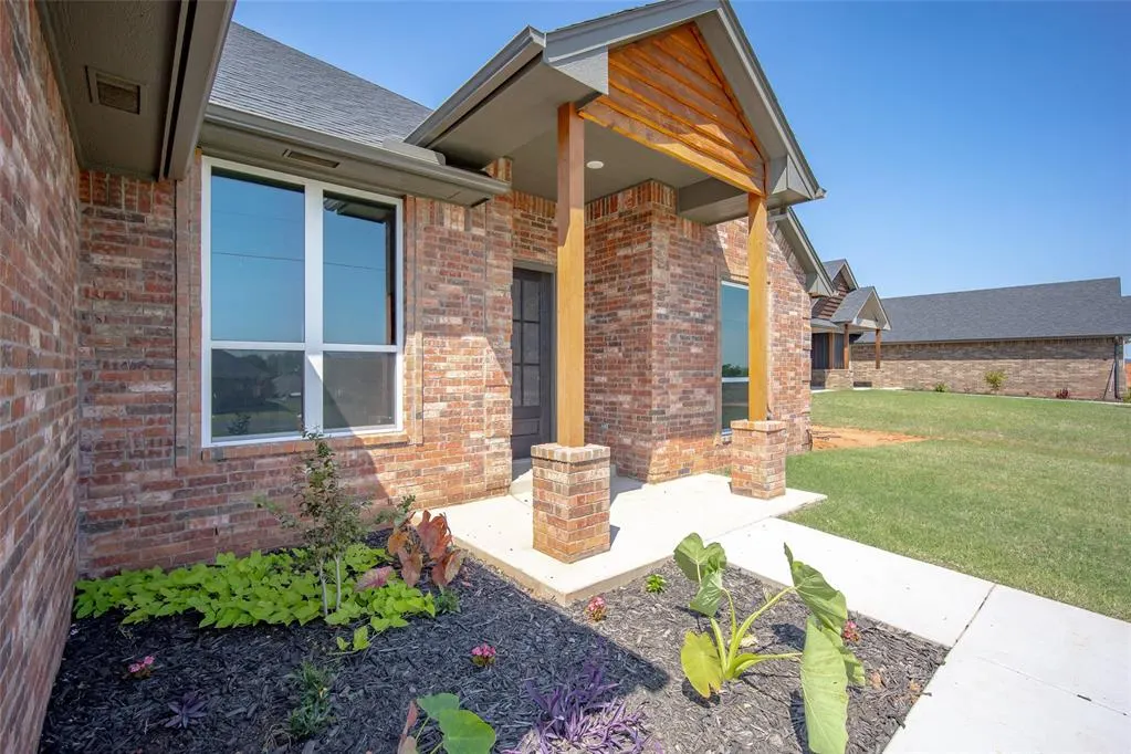 Photo 4 — 1430 County Street 2977, Blanchard, OK 73010