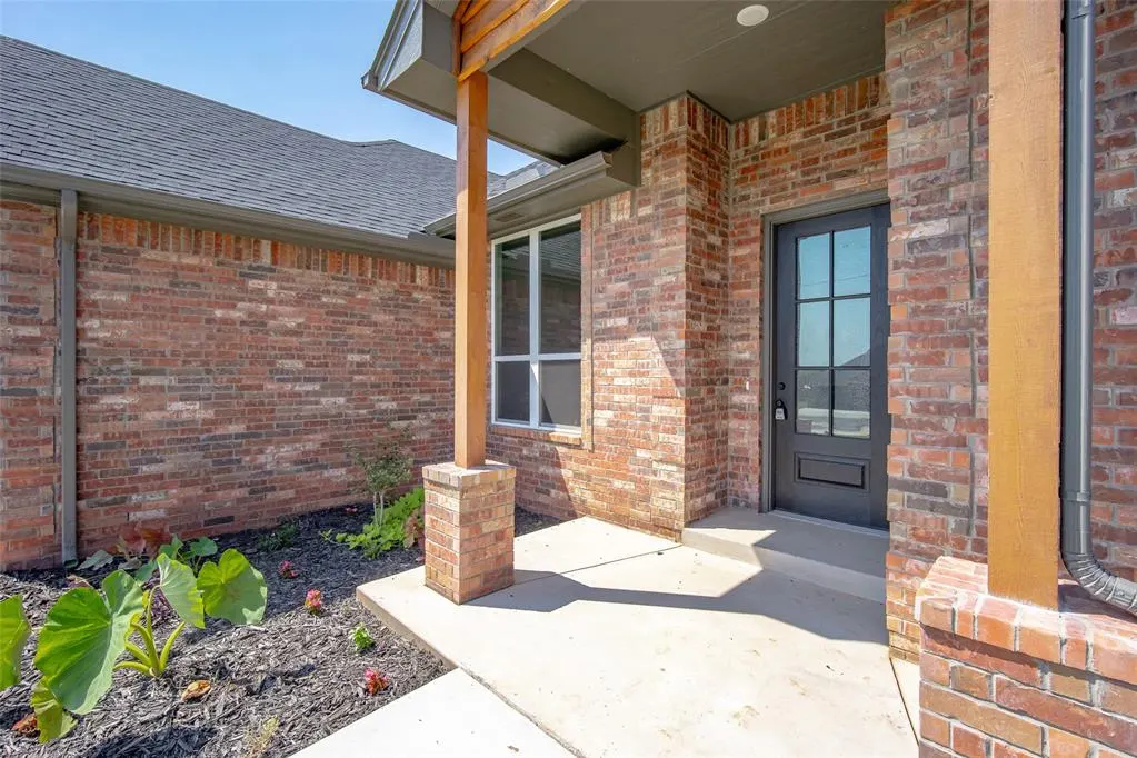 Photo 5 — 1430 County Street 2977, Blanchard, OK 73010