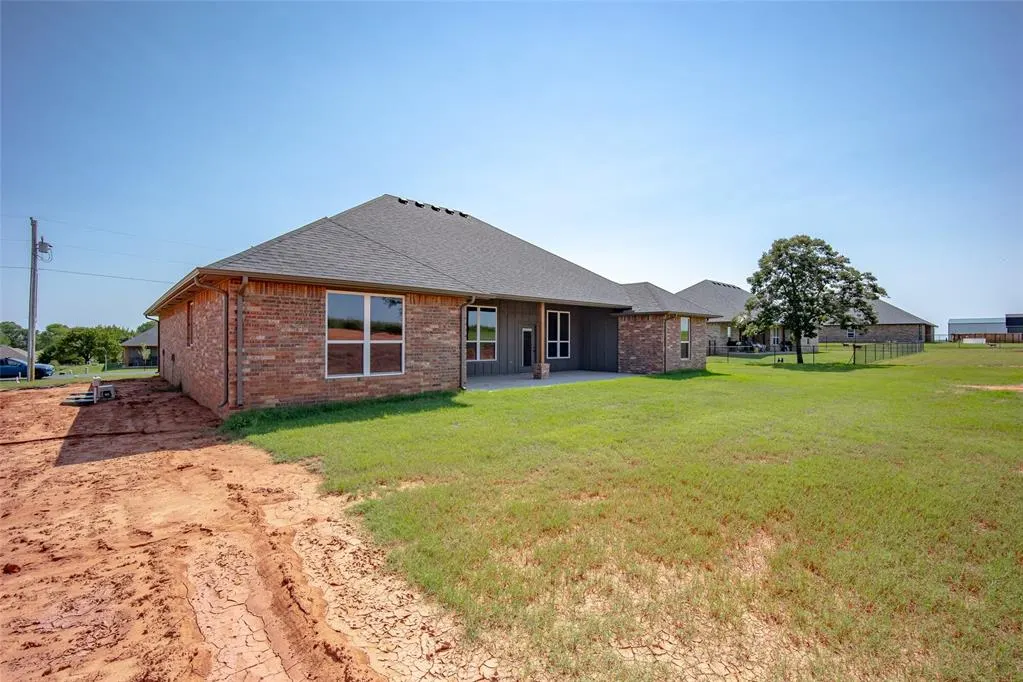 Photo 32 — 1430 County Street 2977, Blanchard, OK 73010