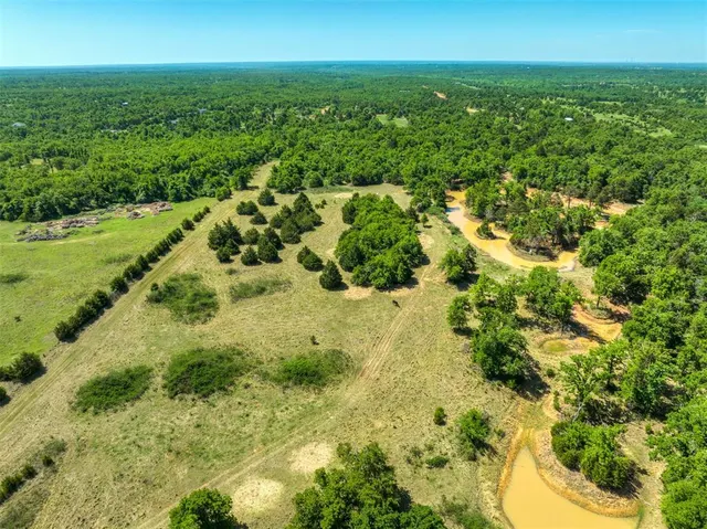 Photo 3 — 10174 Waterglen Road, Guthrie, OK 73044