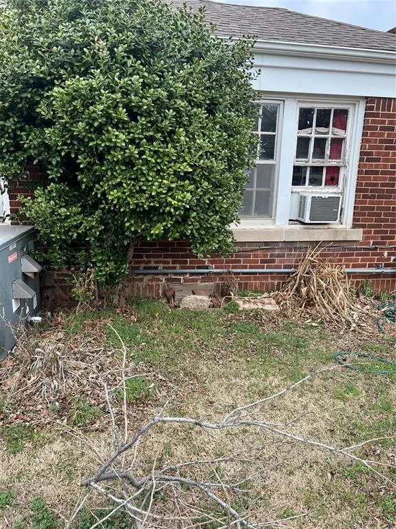 Photo 5 — 2224 NW 27th Street, Oklahoma City, OK 73107