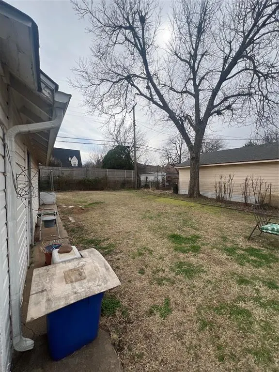 Photo 9 — 2224 NW 27th Street, Oklahoma City, OK 73107