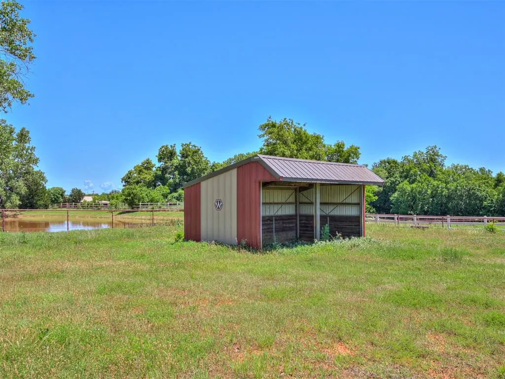 Photo 13 — 4200 E Cedar Lane, Noble, OK 73068