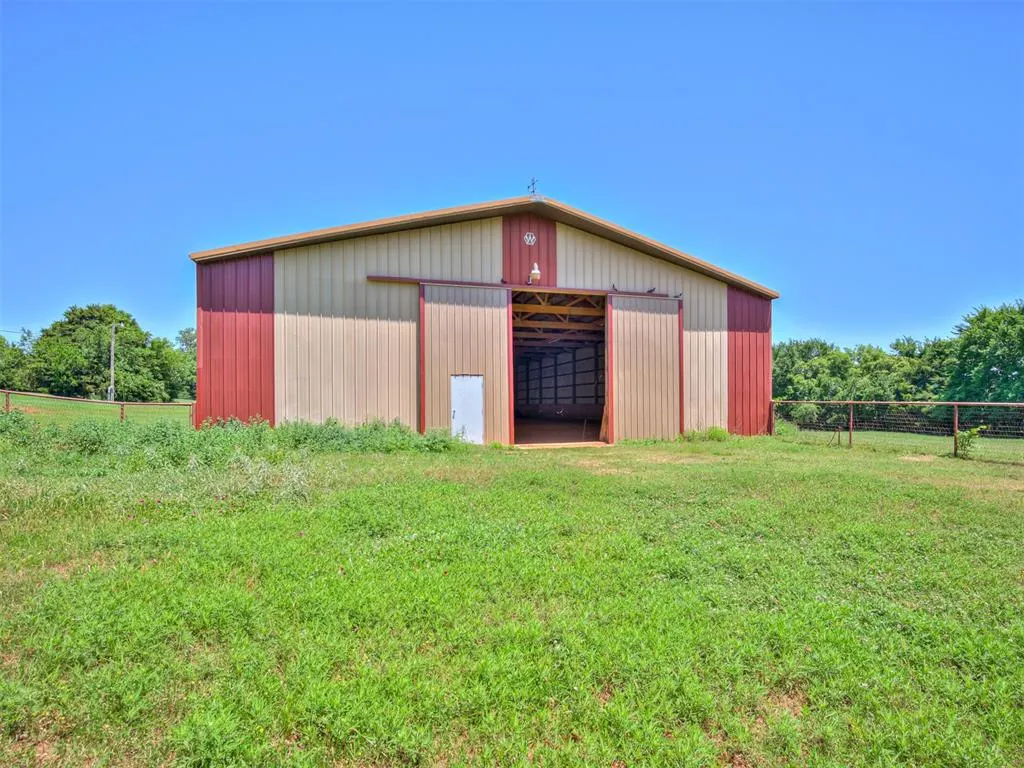 Photo 15 — 4200 E Cedar Lane, Noble, OK 73068