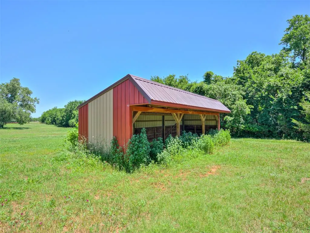 Photo 16 — 4200 E Cedar Lane, Noble, OK 73068