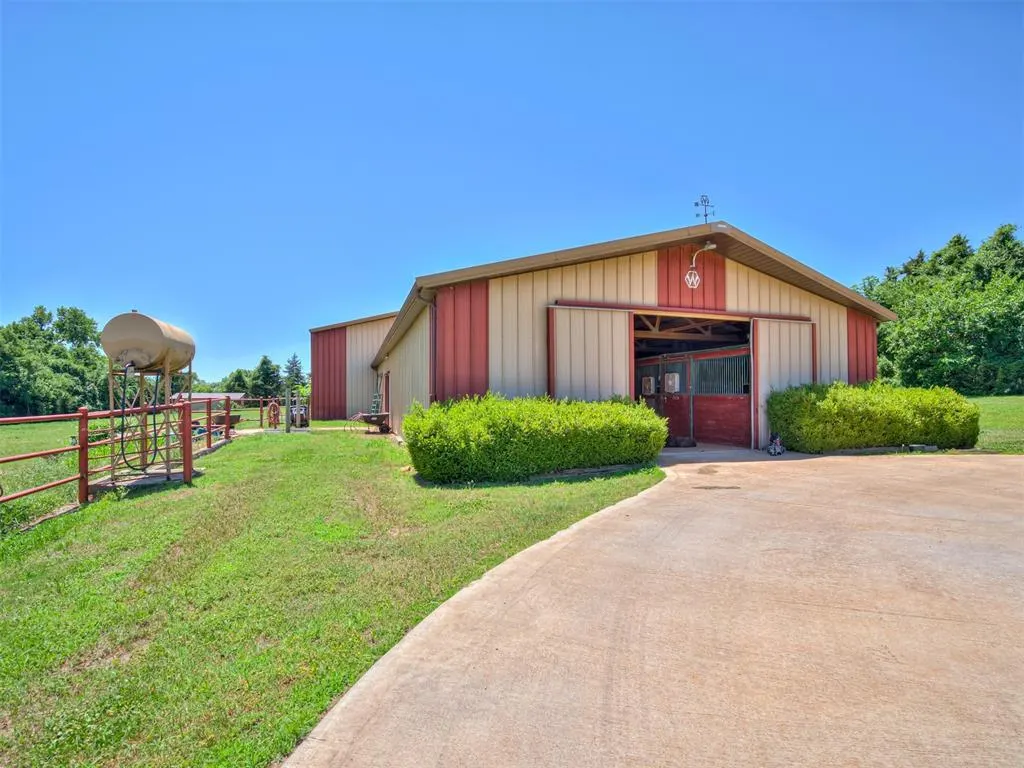 Photo 21 — 4200 E Cedar Lane, Noble, OK 73068