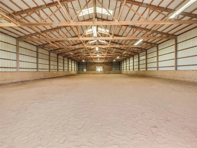 Front exterior — 4200 E Cedar Lane, Noble, OK 73068
